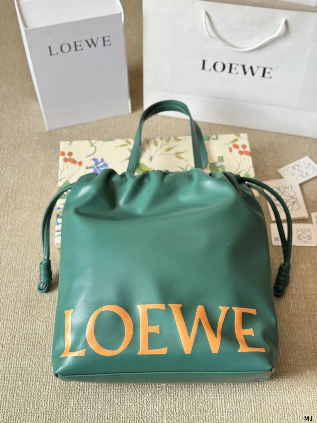 LOEWE 72